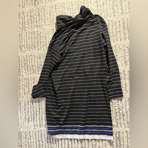 Max studio weekend black striped casual cowl neck sweater dress size M - Picture 6 of 6